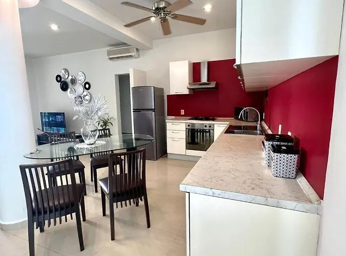 Espacioso Departamento A Unos Metros De Playa Mamitas Y De La Famosa 5ta Av Apartamento *
