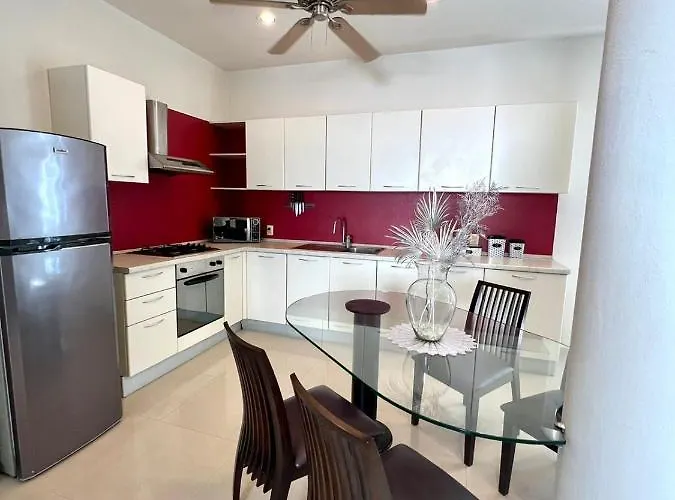 Apartamento Espacioso Departamento A Unos Metros De Playa Mamitas Y De La Famosa 5ta Av