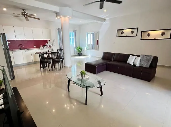 Apartamento Espacioso Departamento A Unos Metros De Playa Mamitas Y De La Famosa 5ta Av *